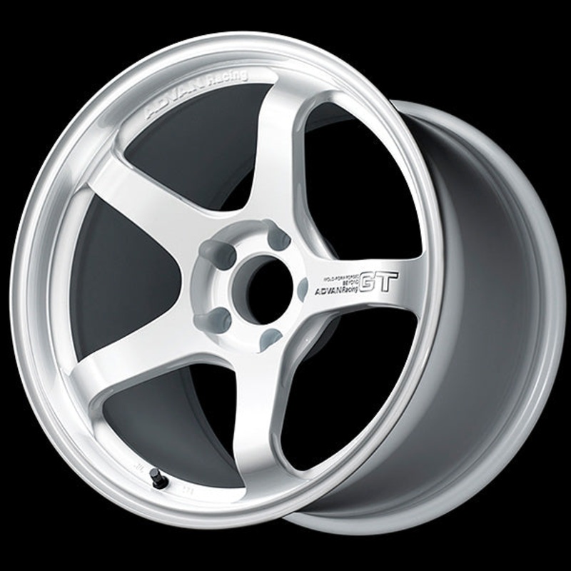 Advan GT Beyond Wheel – 17×10.0 +35 | 5×114.3 | Racing White