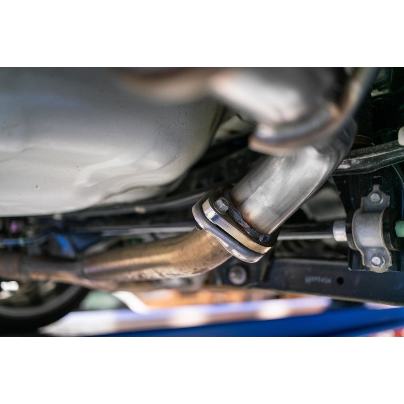 MBRP [15-21 WRX 2.0L/STI 2.5L] 2.5in Dual Split Rear Exit w/ 3.5″ CF Tips – T304 | S48013CF