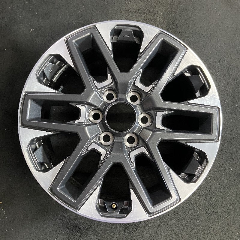20″ SEQUOIA 23-24 20×8 open spoke 6 spoke machined face with black pockets Original OEM Wheel Rim
