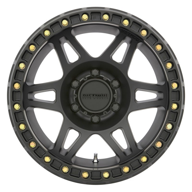 Method MR106 Beadlock 17×9 -44mm Offset 5×5 71.5mm CB Matte Black w/BH-H24125 Wheel