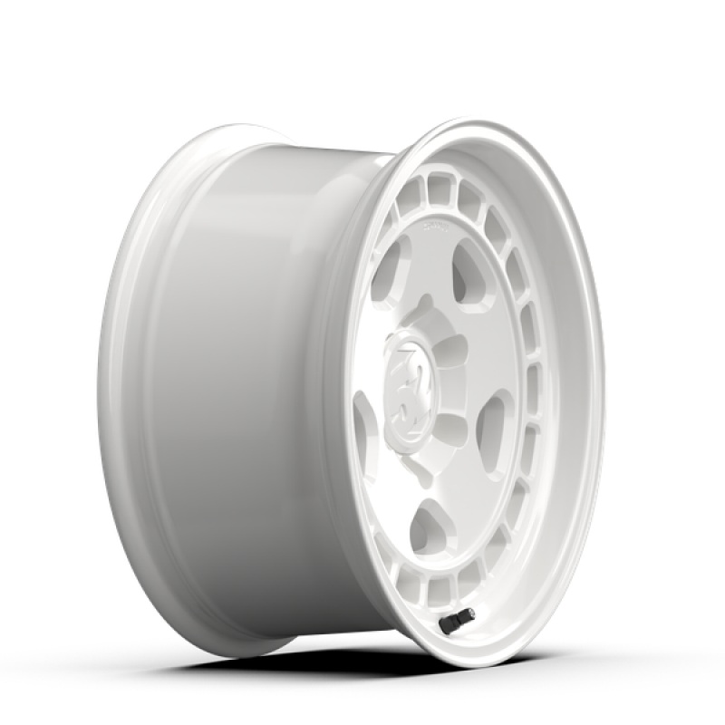 fifteen52 Turbomac HD Classic 16×8 / 6×139.7 BP / 0 ET / 106.2mm CB / 4.5in BS / Classic White Wheel