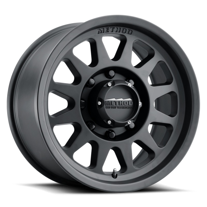 Method MR704 HD 17×9 18mm Offset 8×170 130.81mm CB Matte Black Wheel | MR70479087518H