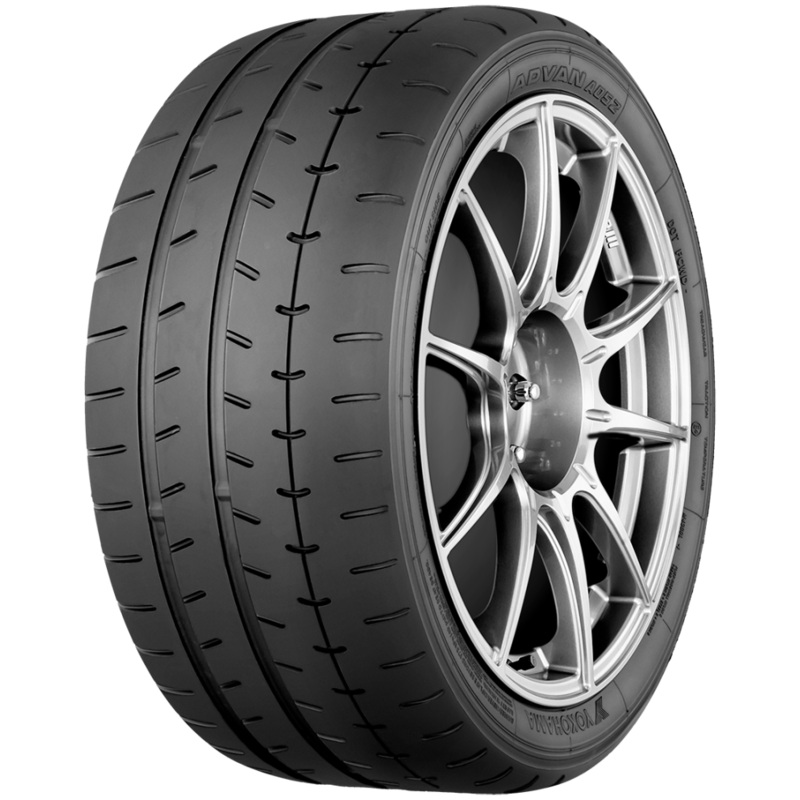 Yokohama Advan A052 Tire